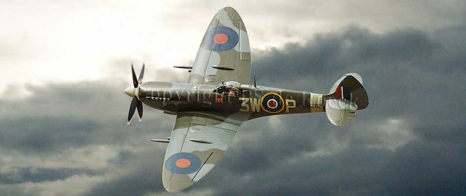 Spitfire Mk XVIe RW382
